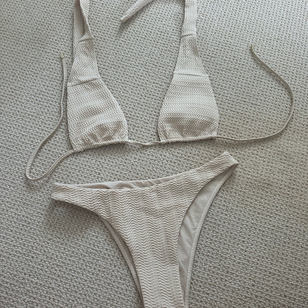 Monday Swimwear Cream Bikini Set - Small top, Large bottoms